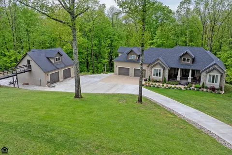 39403 State Route 689, Albany, OH 45710