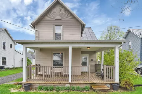 54 E Smiley Ave, Shelby, OH 44875