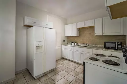 4546 Midland Ave, Cincinnati, OH 45205 photo 13