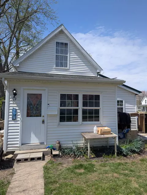 119 N Park Ave, Wellston, OH 45692