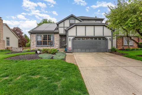 2738 Westbreeze Dr, Hilliard, OH 43026