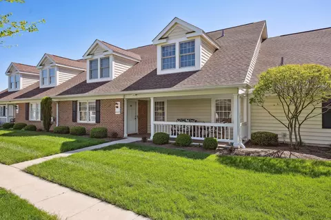 6567 Henschen Cir, Westerville, OH 43082