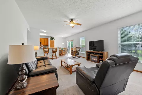 178 Stockard Loop, Delaware, OH 43015 photo 7