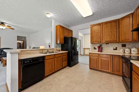 178 Stockard Loop, Delaware, OH 43015 photo 13