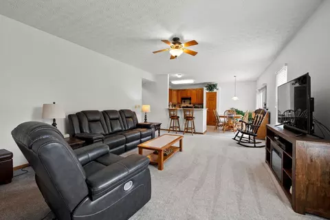 178 Stockard Loop, Delaware, OH 43015 photo 6