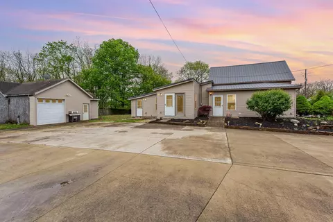 552 Cooper Ave, Bellefontaine, OH 43311
