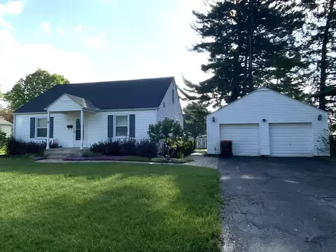 44 S 35th St, Newark, OH 43055