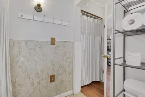 Bath - 1227 E Chestnut St, Lancaster, OH 43130 photo 2 of 2