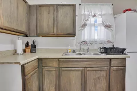 Kitchen - 1227 E Chestnut St, Lancaster, OH 43130 photo 3 of 3