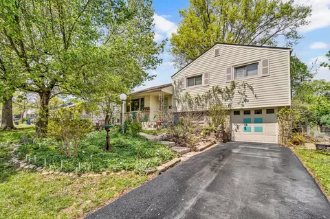 958 Bricker Blvd, Columbus, OH 43221