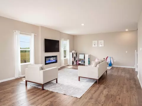 813 Lorenzo Dr, Marysville, OH 43040