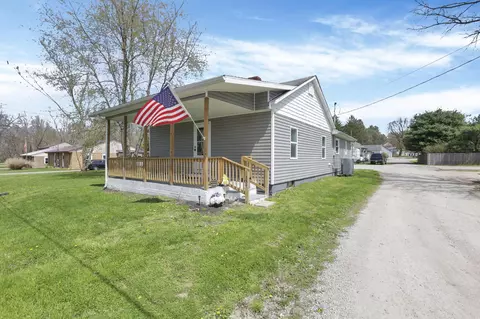 1334 Kansas Ave, Logan, OH 43138