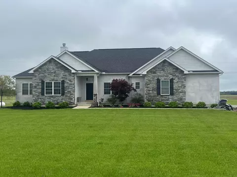 4256 Miller Rd, Ashville, OH 43103