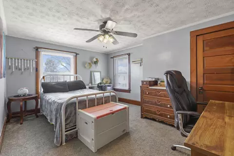 556 3rd St, Logan, OH 43138 photo 8