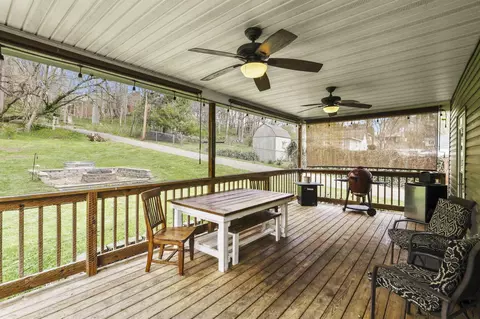 556 3rd St, Logan, OH 43138 photo 9