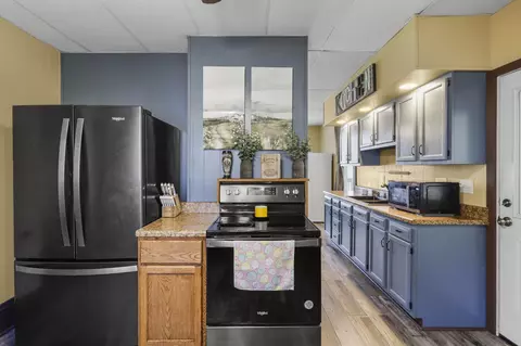 556 3rd St, Logan, OH 43138 photo 6