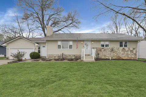 345 Sunset Dr, Circleville, OH 43113