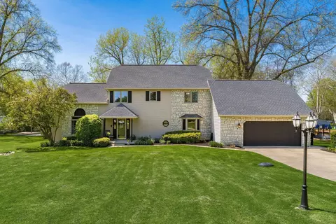 71 Delmar Pl, Hebron, OH 43025