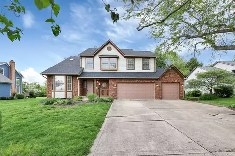 696 N Starr Dr, Pickerington, OH 43147