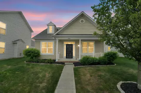 5492 Sentinel Falls St, Dublin, OH 43016