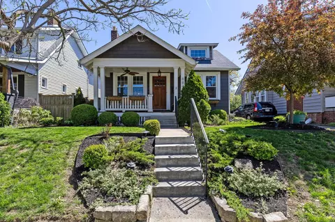 684 S Cassingham Rd, Columbus, OH 43209