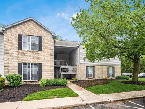 2059 Park Run Dr #D, Columbus, OH 43220