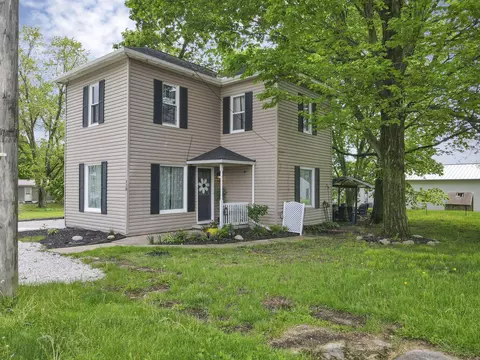118 Maple St, Hebron, OH 43025