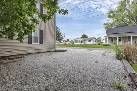 118 Maple St, Hebron, OH 43025 photo 32