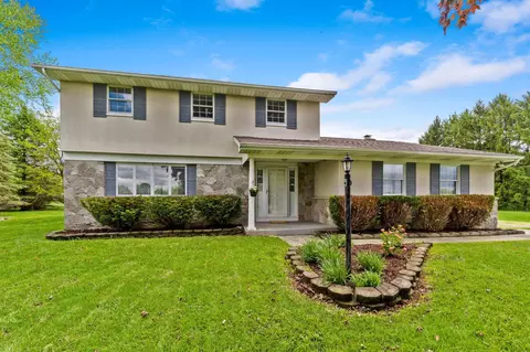 7110 Bevelhymer Rd, New Albany, OH 43054