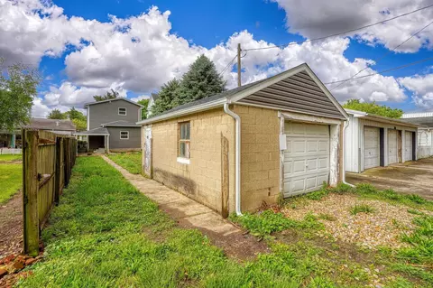 324 E Mound St, Circleville, OH 43113 photo 15