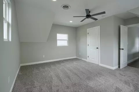 324 E Mound St, Circleville, OH 43113 photo 25