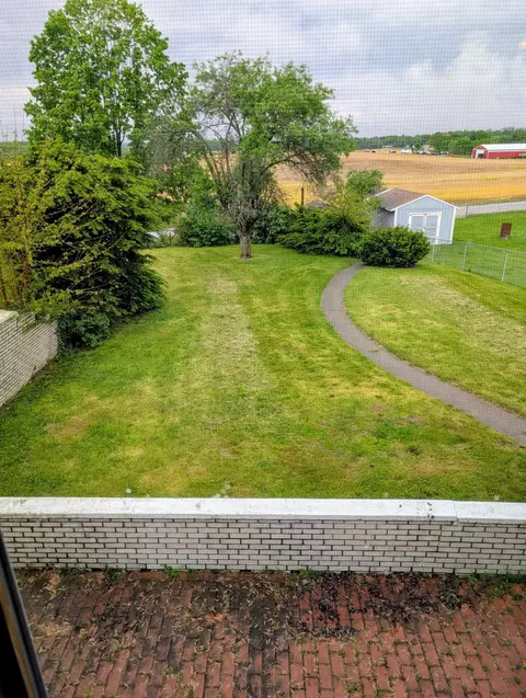 20431 Sharon Dr, Circleville, OH 43113 photo 16