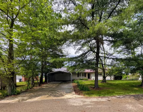 20431 Sharon Dr, Circleville, OH 43113 photo 4