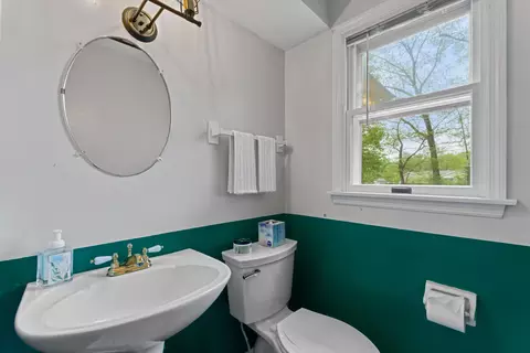 Bath - 115 Cottswold Dr, Delaware, OH 43015 photo 1 of 5