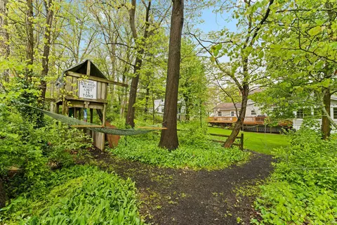 Exterior - 115 Cottswold Dr, Delaware, OH 43015 photo 15 of 21
