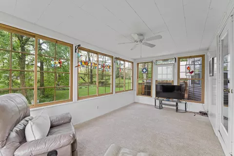Exterior - 115 Cottswold Dr, Delaware, OH 43015 photo 6 of 21