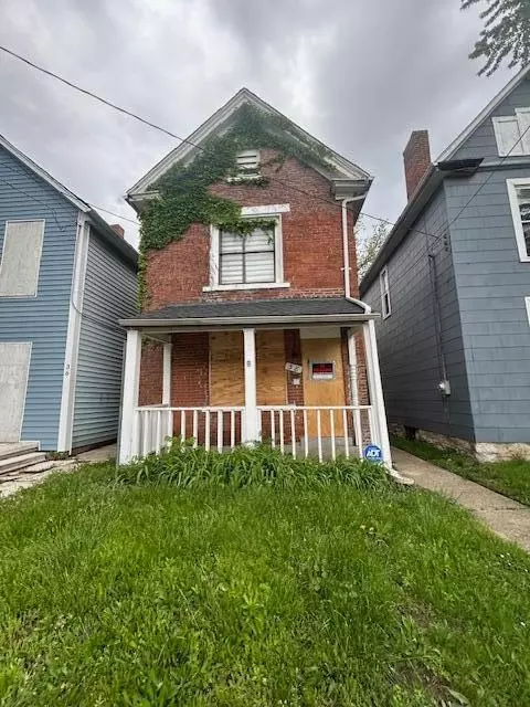 38 E Innis Ave, Columbus, OH 43207