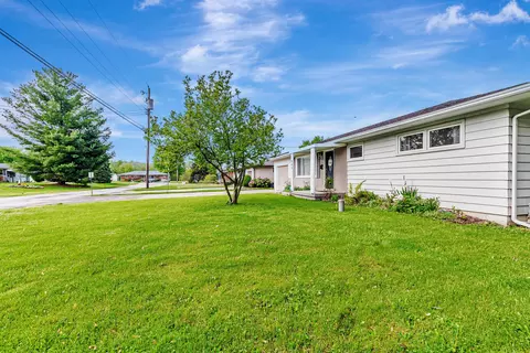 805 Geron Dr, Springfield, OH 45505 photo 3