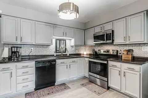 805 Geron Dr, Springfield, OH 45505 photo 7