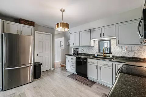805 Geron Dr, Springfield, OH 45505 photo 9