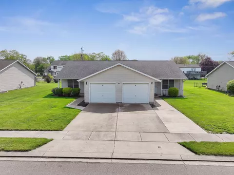 944 Empire Dr, Newark, OH 43055