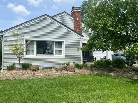 335 Englewood Ave, Zanesville, OH 43701