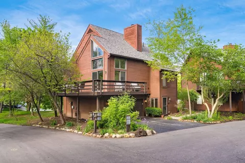 480 Beachside Dr, Westerville, OH 43081