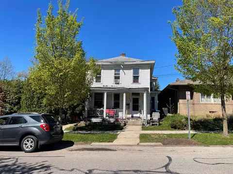 143 N Liberty St, Delaware, OH 43015