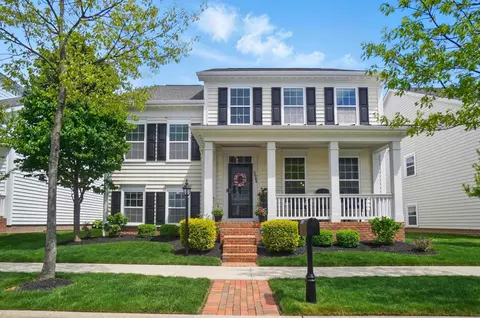5086 Hearthstone Park Dr, New Albany, OH 43054