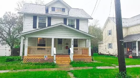 438 S Vine St, Marion, OH 43302