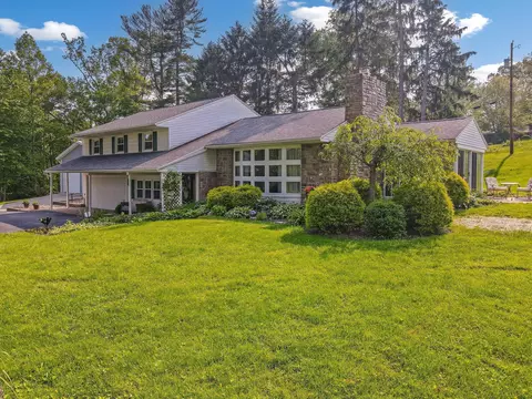 1893 Lovers Ln, New Lexington, OH 43764
