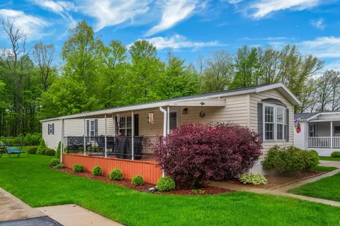 3200 Smeltzer Rd #106, Marion, OH 43302