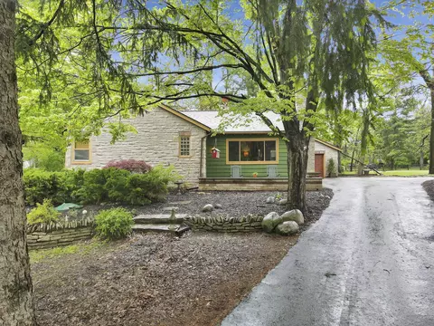 7328 Cook Rd, Powell, OH 43065