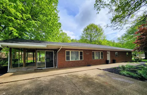 9005 Eckelberry Rd, Cambridge, OH 43725